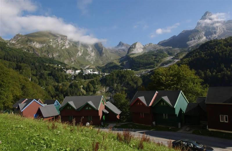 Iskoe Chalets-Hoetel, Col D'Aubisque Gourette Esterno foto